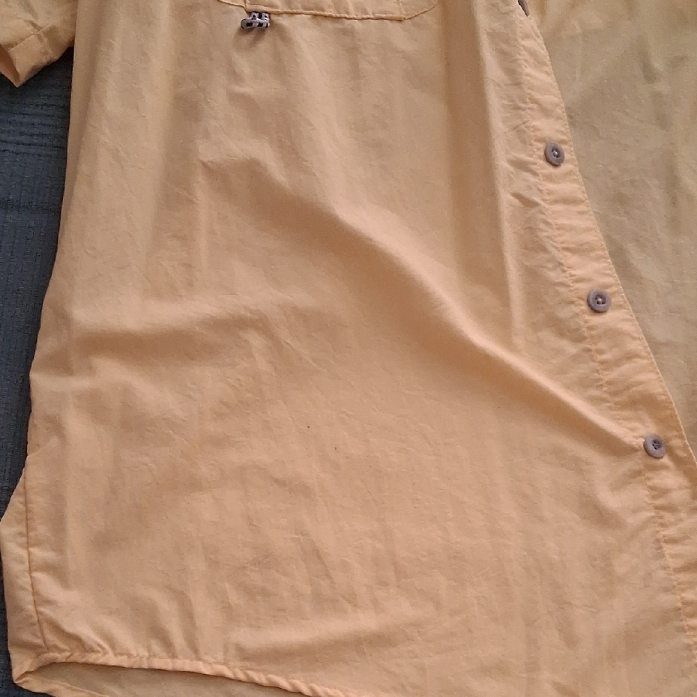 Columbia Light Yellow Short-Sleeve Fishing Shirt - Picture 4 of 4